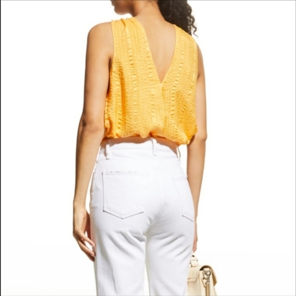 NWOT Frame Crinkled Silk Draped Halter Top. Size L - Picture 3 of 7